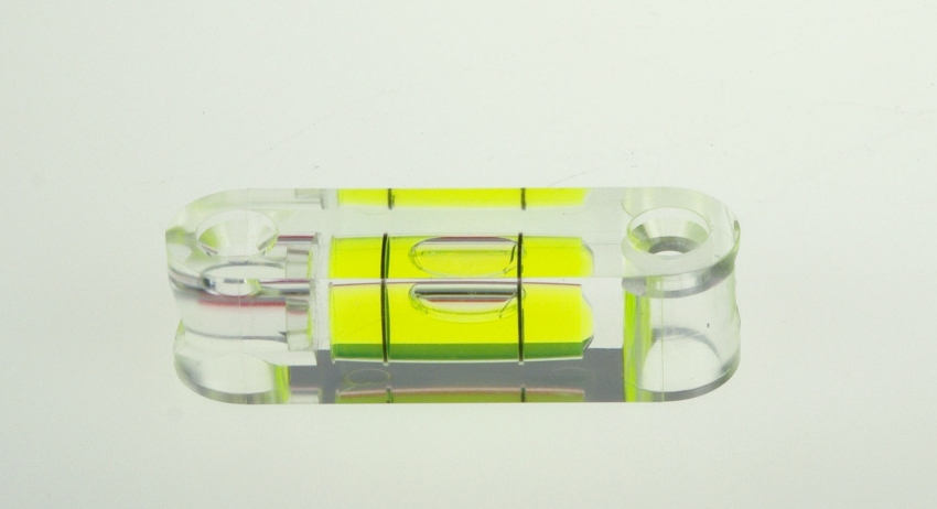 Libela H55, s průhlednou plastovou přírubou délka 55mm, žluto-zelená